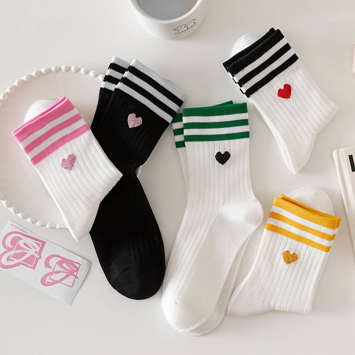 College Style Heart, Two Stripes Crew Socks