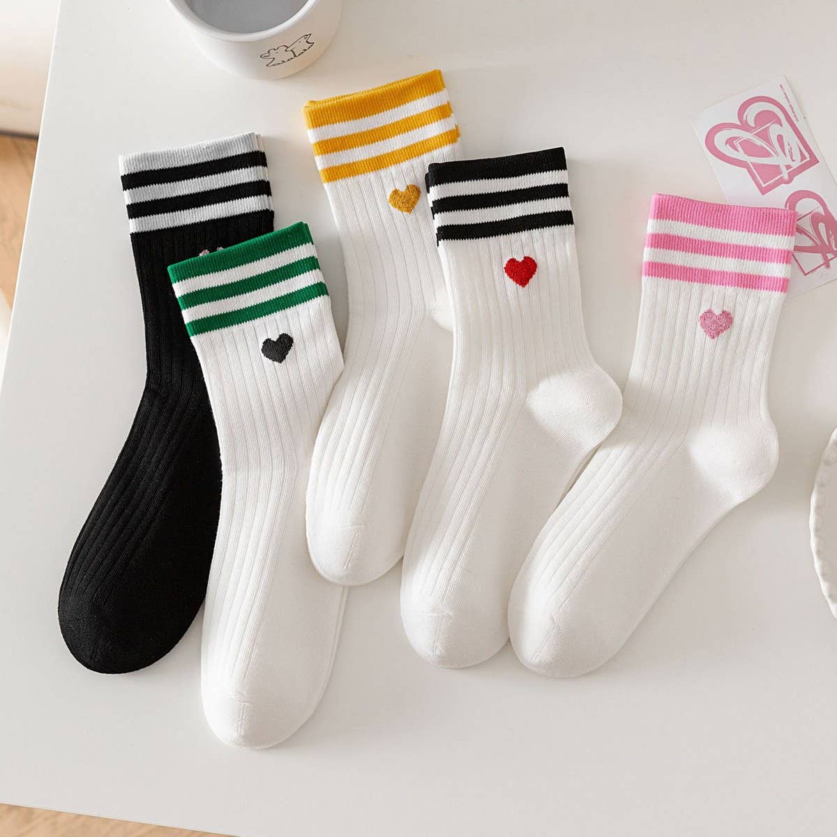 College Style Heart, Two Stripes Crew Socks