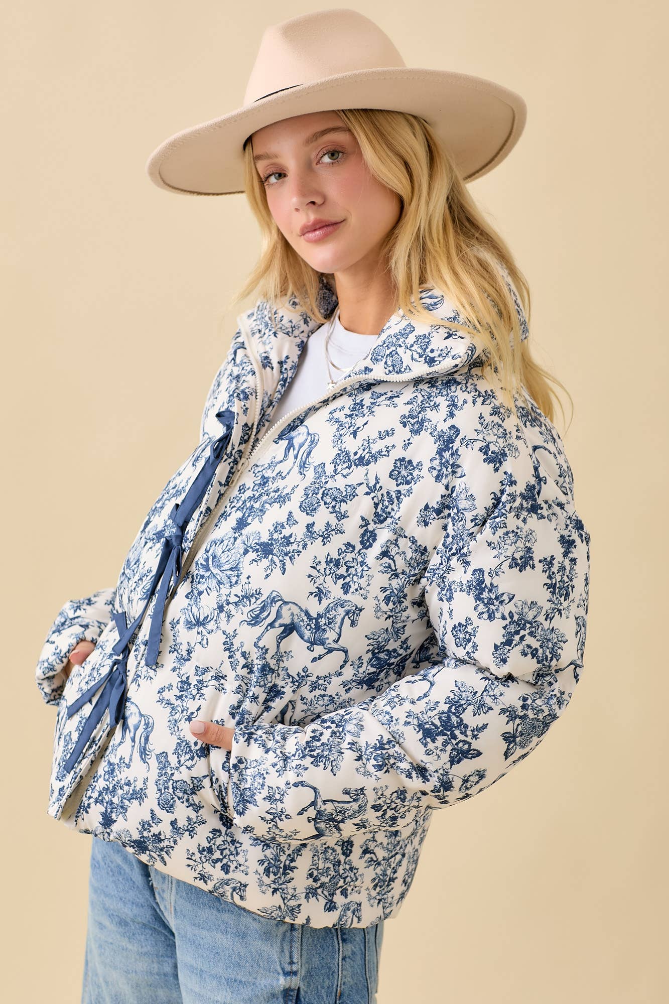 Vintage Horse Toile Print Puff Jacket