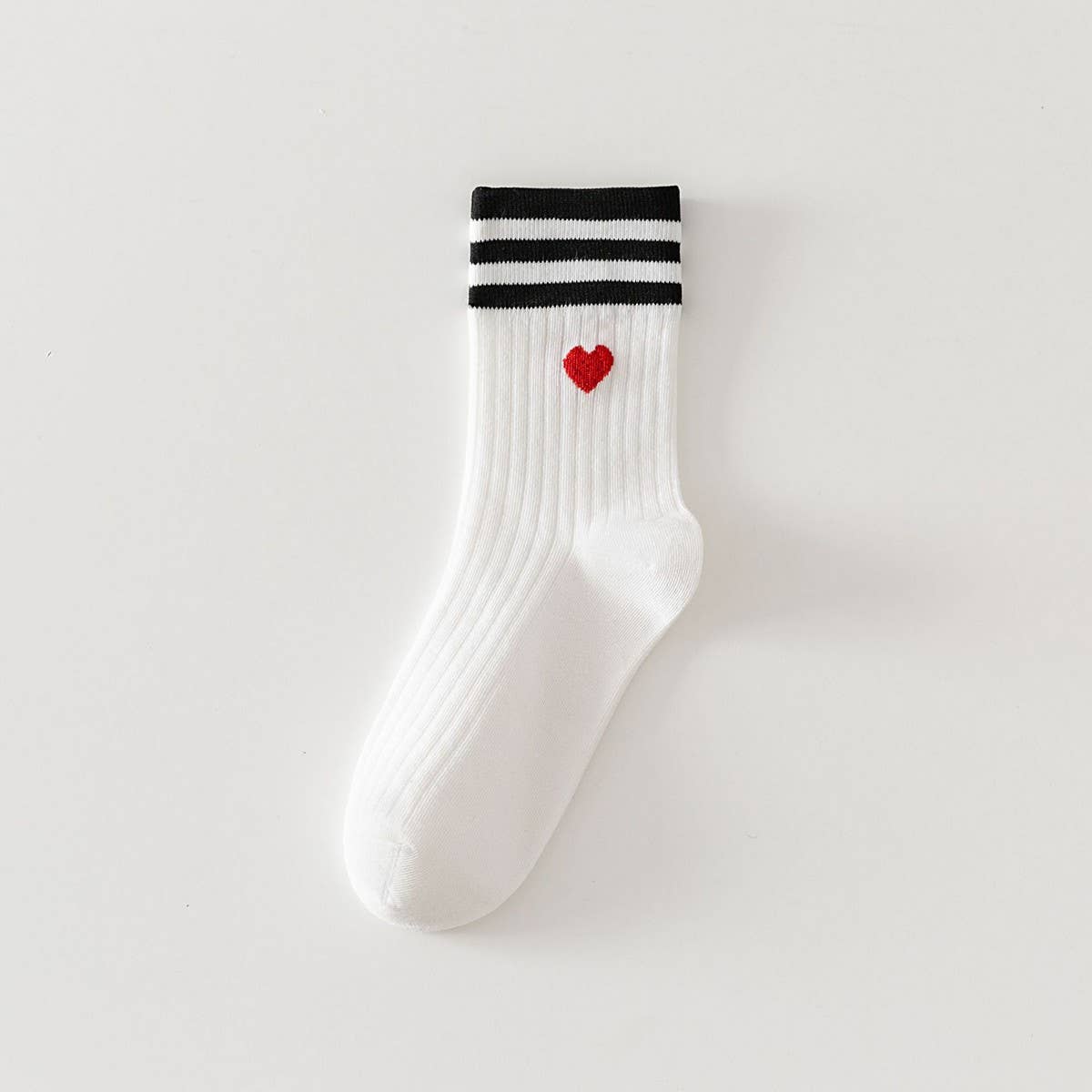 College Style Heart, Two Stripes Crew Socks